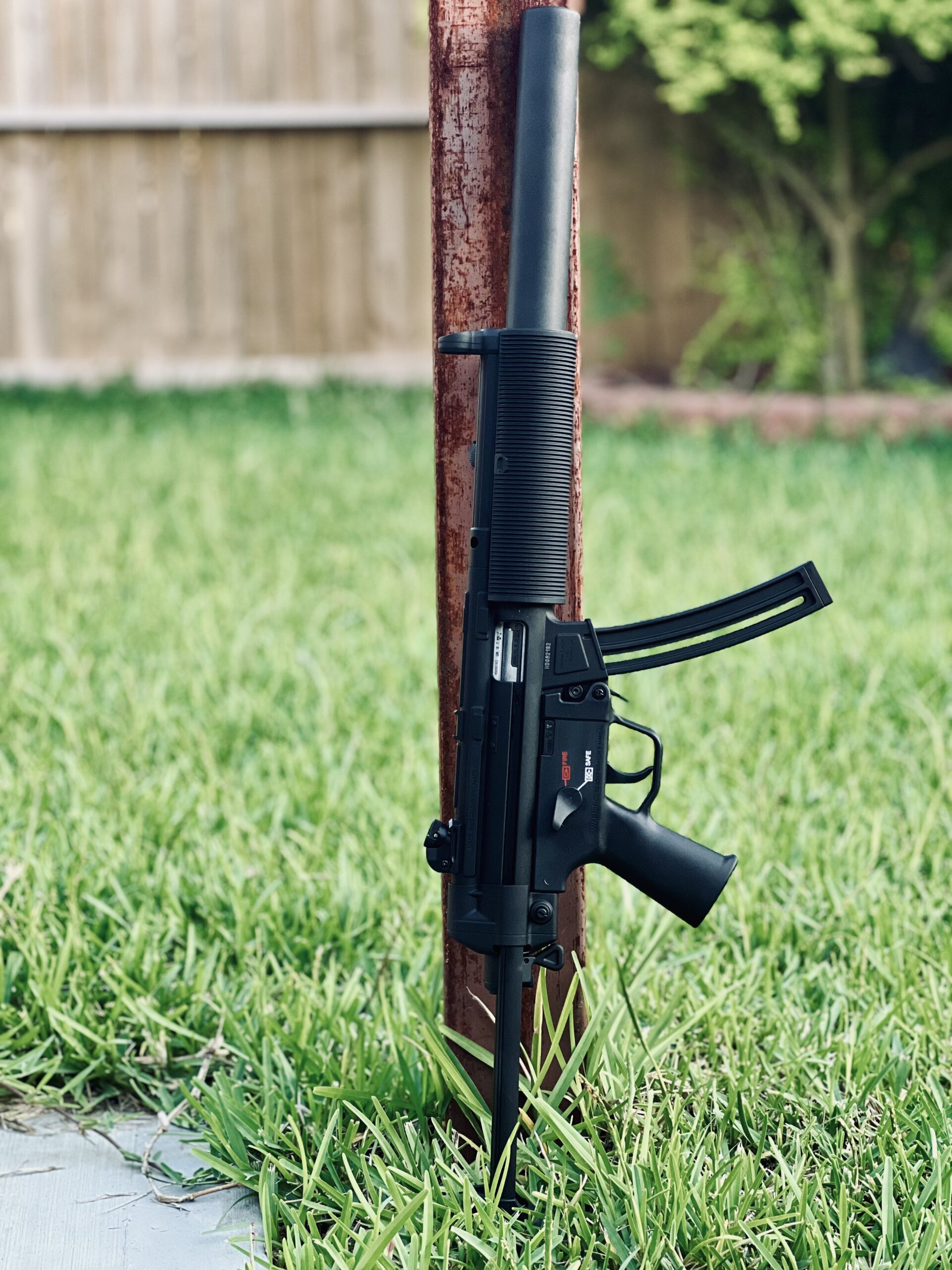 D30 / Heckler & Koch MP5 .22LR (1)25+1 w/ 5 Additional 25+1 Magazines